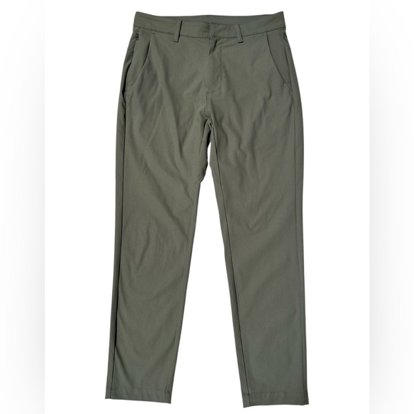 Fabletics Men’s The Don Trouser Classic Fit Utility Green Pants Size 31x30 - Picture 2 of 7